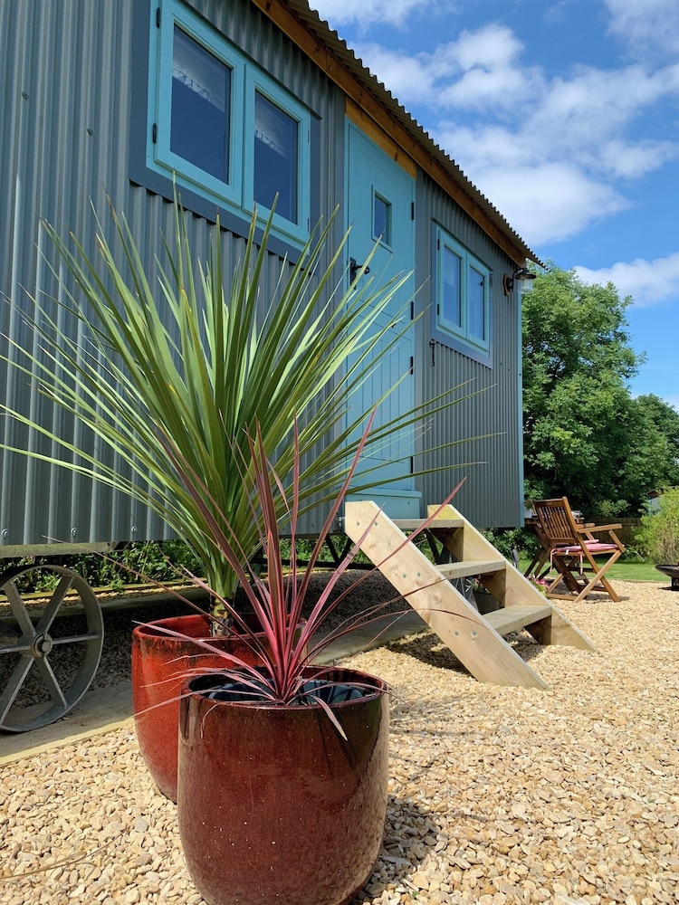 st kew shepherd huts