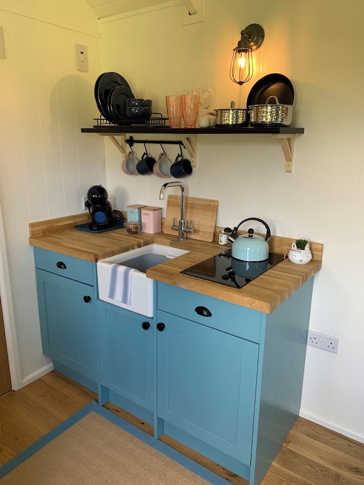 st kew shepherd huts