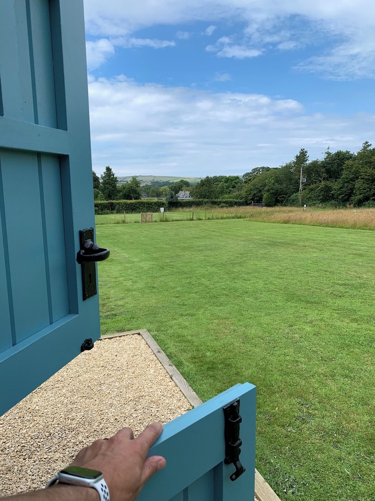 st kew shepherd huts