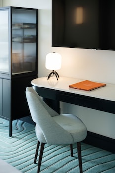 mondrian cannes