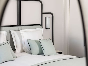 mondrian cannes