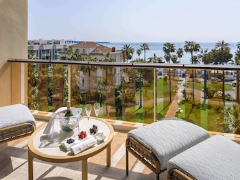 mondrian cannes