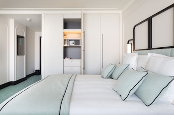 mondrian cannes