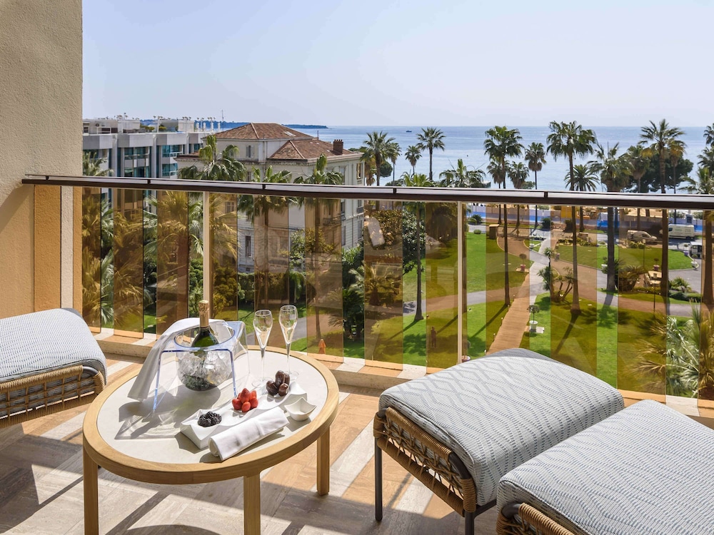 mondrian cannes