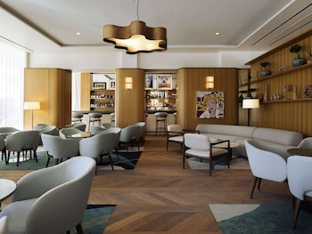 mondrian cannes