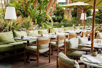 mondrian cannes