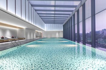 Crowne Plaza Jiangmen Binjiang, An Ihg Hotel,China>>Jiangmen,3 star