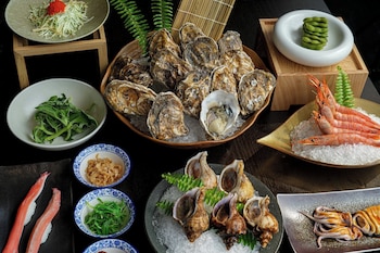 crowne plaza jiangmen binjiang an ihg hotel