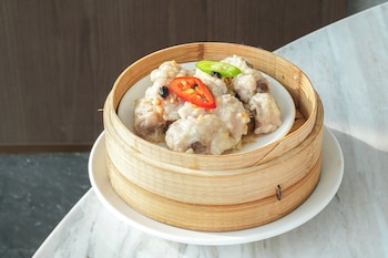 crowne plaza jiangmen binjiang an ihg hotel