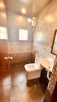 Hotel Golden Rice,Goa>>Candolim,3 star