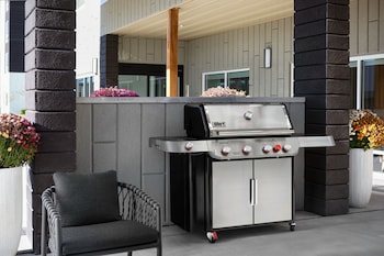 towneplace suites by marriott iron mountain