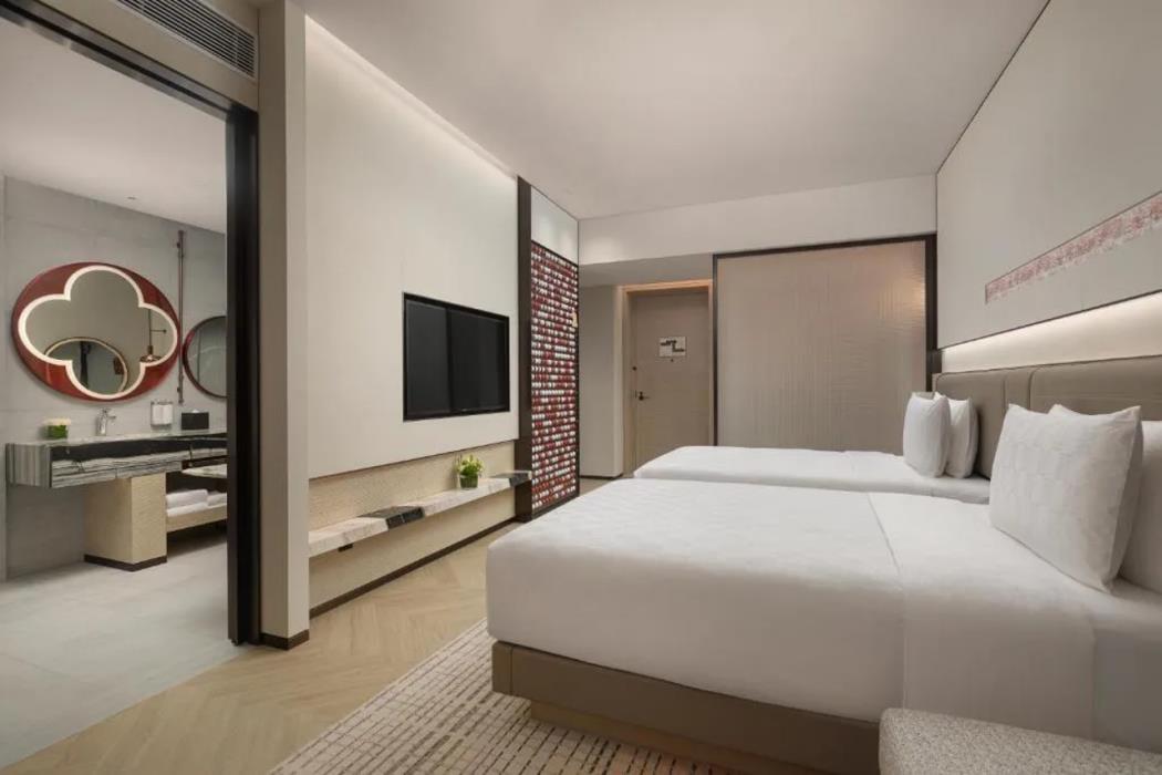 hualuxe sanya yalong bay resort an ihg hotel