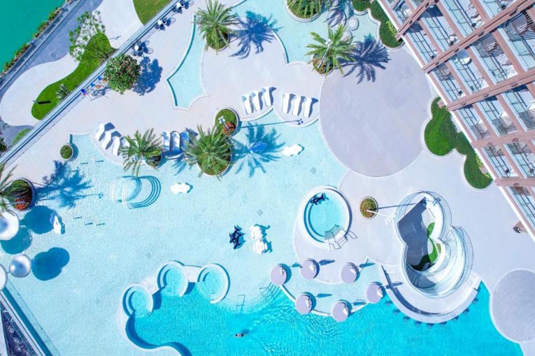 hualuxe sanya yalong bay resort an ihg hotel
