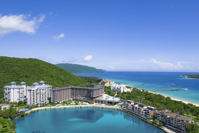 hualuxe sanya yalong bay resort an ihg hotel