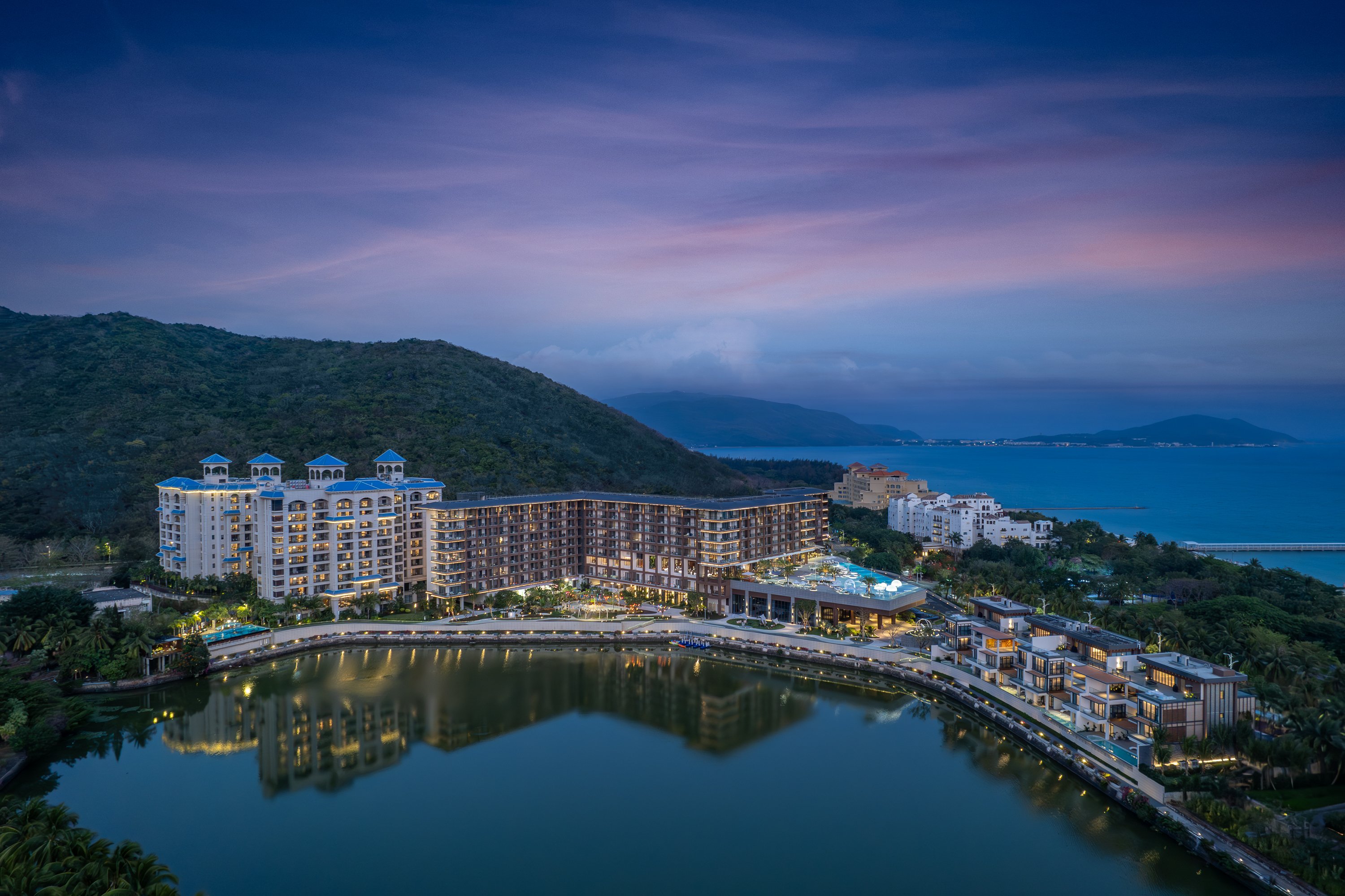 hualuxe sanya yalong bay resort an ihg hotel