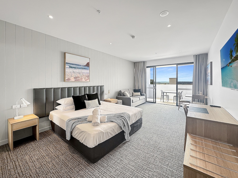 direct collective bli bli suites