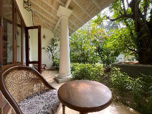 claire villa by younger villas and resorts