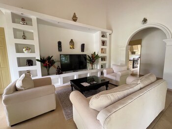 claire villa by younger villas and resorts