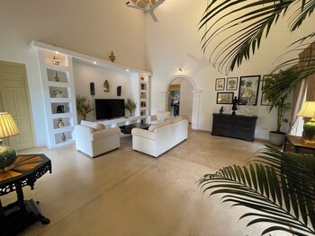 claire villa by younger villas and resorts