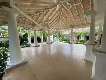 claire villa by younger villas and resorts