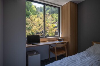 besshoonsen midoriya