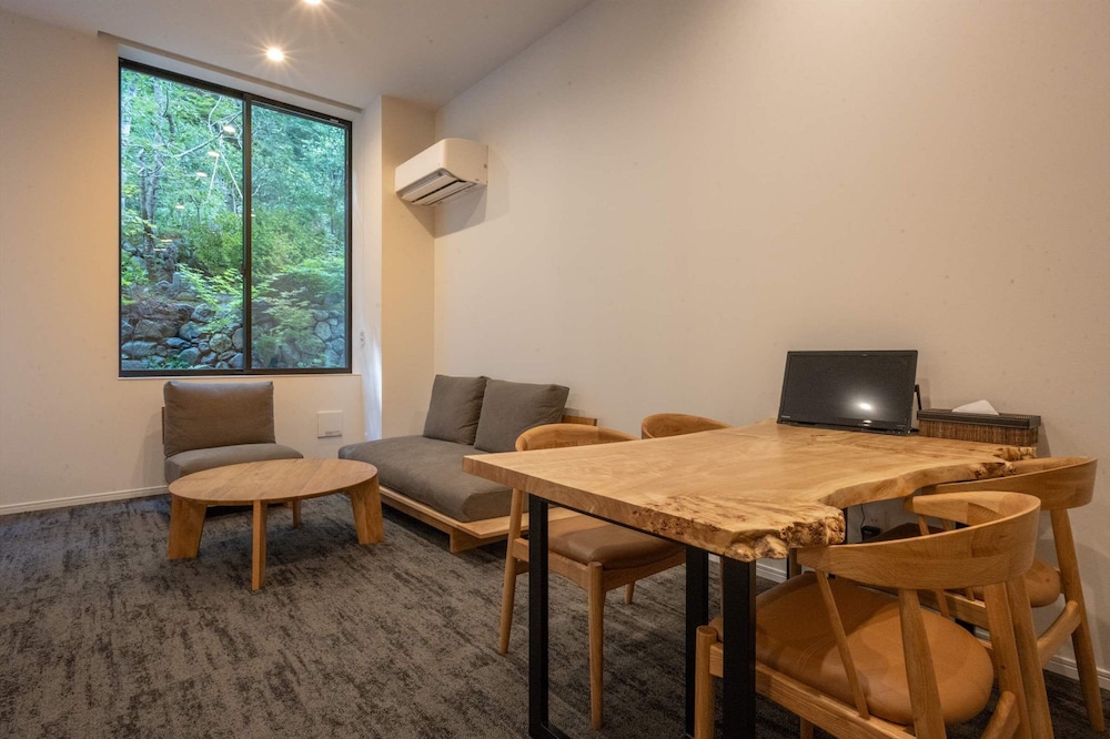 besshoonsen midoriya