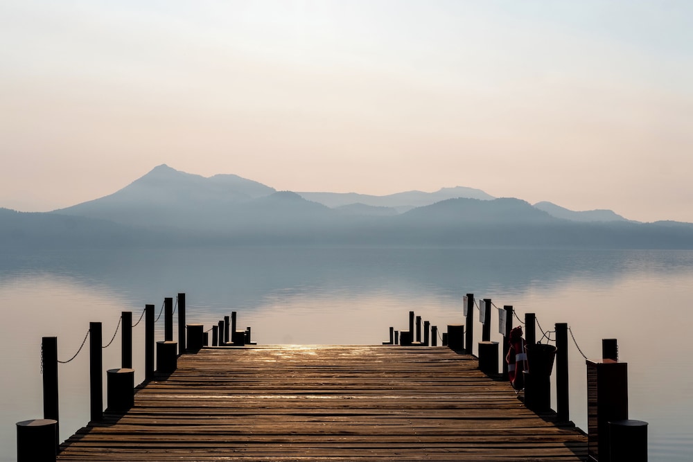 isla victoria folk camp