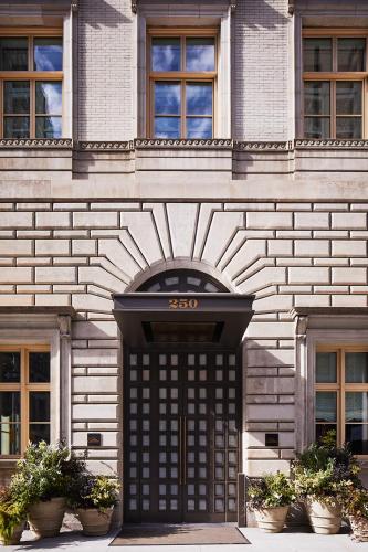 the fifth avenue