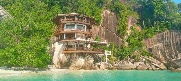 emperor resort by bugis