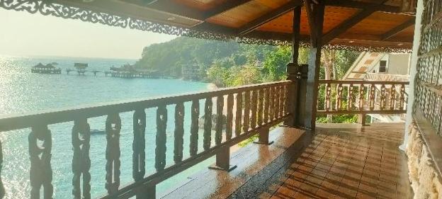 emperor resort by bugis