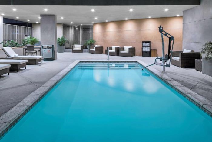 hampton inn and suites los angeles hollywood