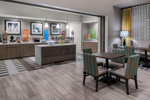 hampton inn and suites los angeles hollywood