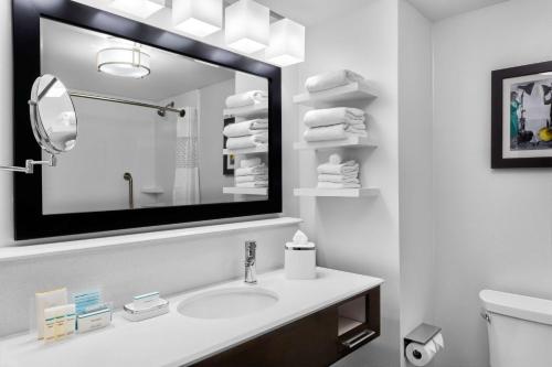 hampton inn and suites los angeles hollywood