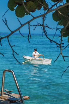 isla del pirata oficina de reserva