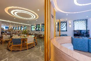diamond luxury hotel