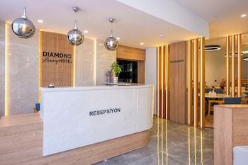 diamond luxury hotel