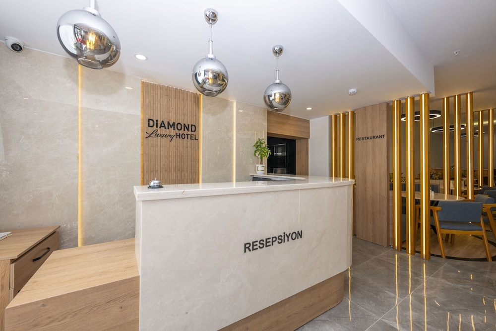 diamond luxury hotel