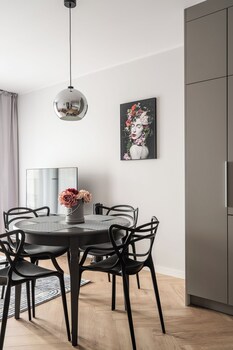 rentplanet nowa manufaktura