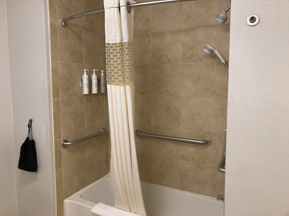 hampton inn and suites carlsbad