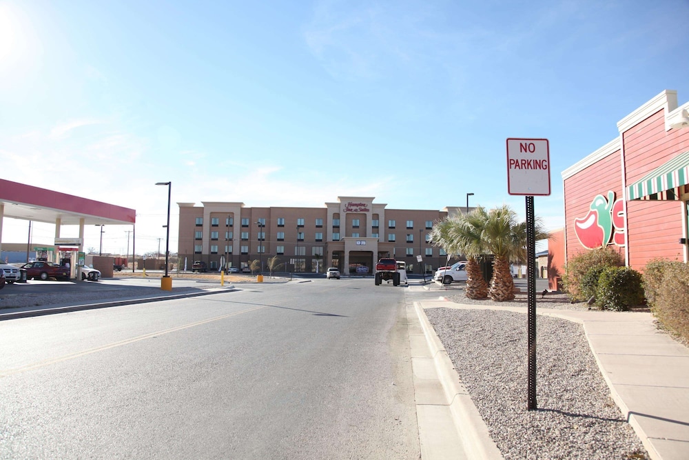 hampton inn and suites carlsbad