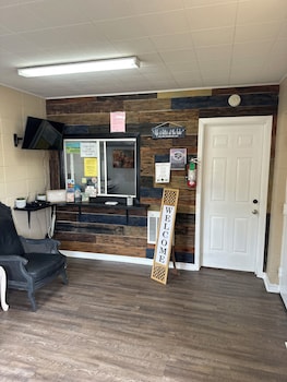 Sportsman's Lodge,Greers Ferry>>Fairfield Bay,2 star