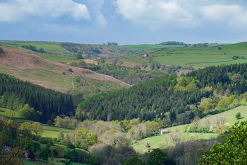 Millstone Country Inn,Derbyshire>>Ashbourne,4 star
