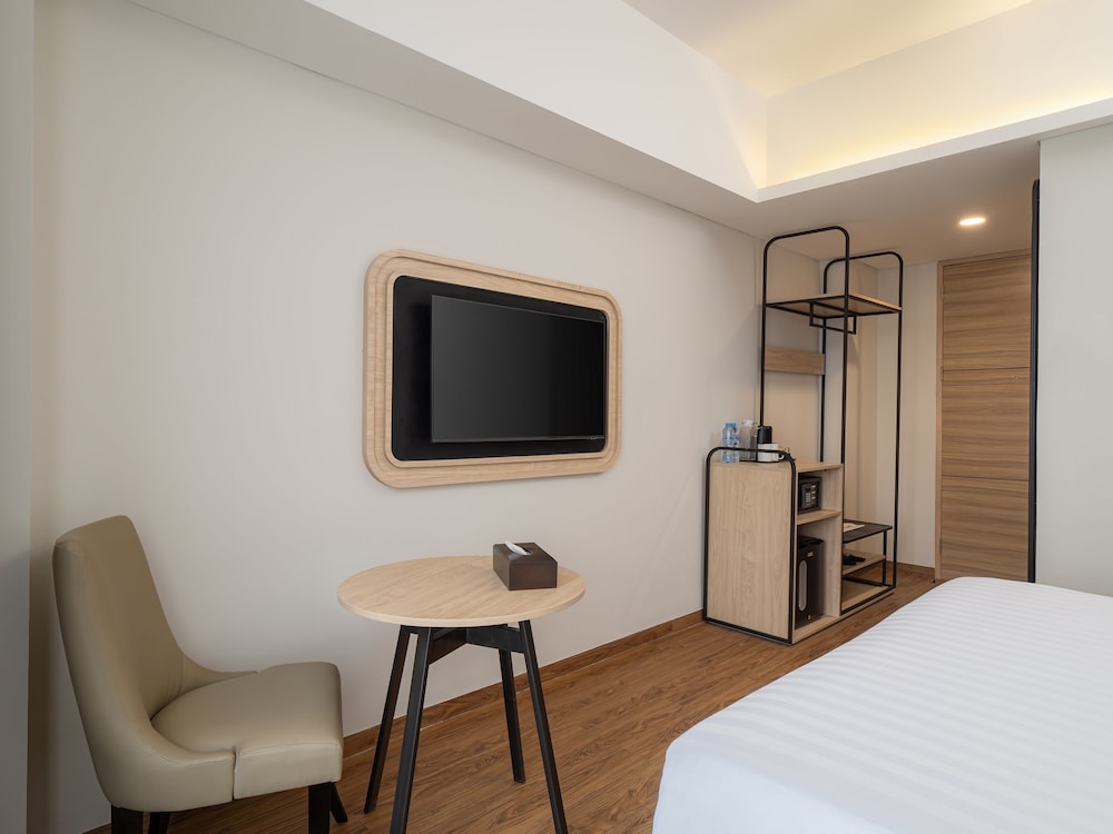 luminor hotel padjadjaran bogor by wh