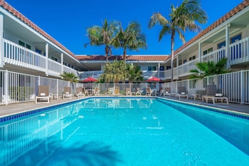 Motel 6 Carpinteria, Ca - Santa Barbara - South,Santa Barbara>>Carpinteria,2 star