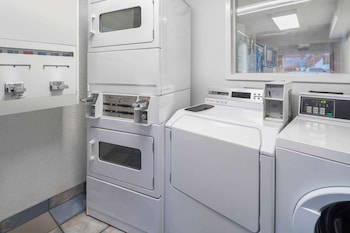 Motel 6 Carpinteria, Ca - Santa Barbara - South,Santa Barbara>>Carpinteria,2 star