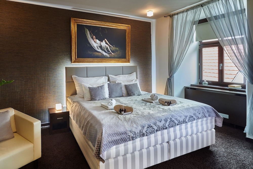 boutique hotel chrysso