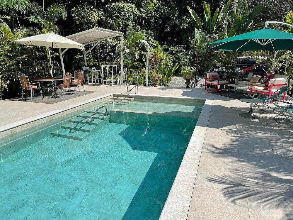 ojochal gardens villas