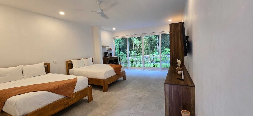 ojochal gardens villas