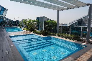 lusso hometels j one