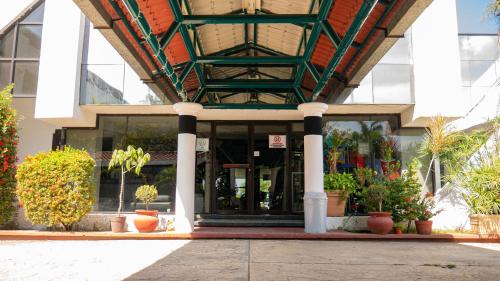 hotel plaza mazari